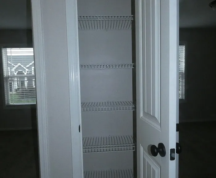11407 N Bristol Ave — Photo 15