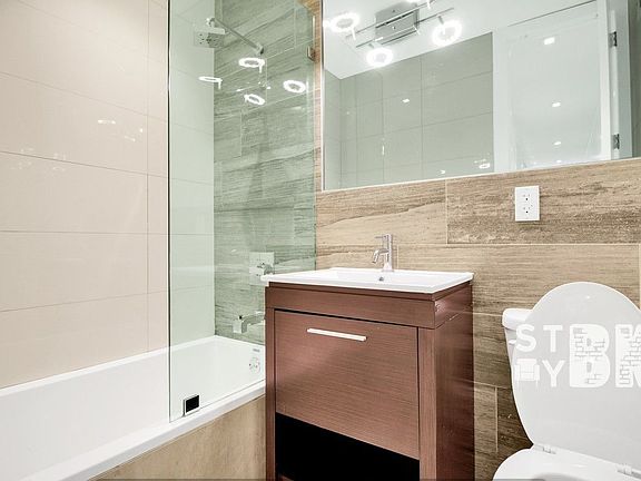5th image of 448 Empire Blvd #1FF