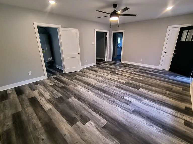 2304 Palmer Dr — Photo 6