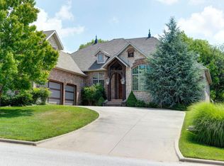 794 N Thornapple Ln, Springfield, MO 65802
