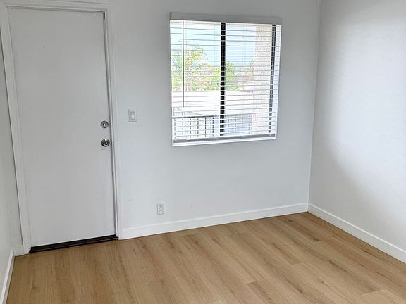 4th image of 14011 S Budlong Ave APT 203