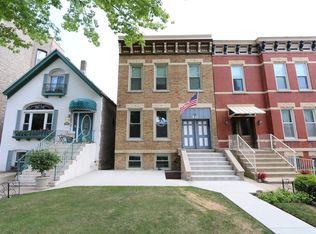 921 S Bishop St #G, Chicago, IL 60607