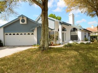 740 Crestridge Dr, Tarpon Springs, FL 34688