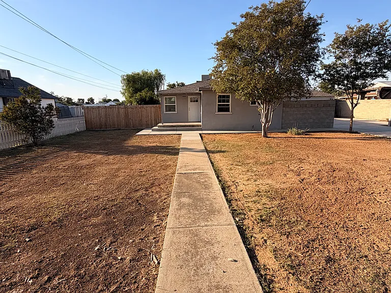 6010 Norris Rd — Photo 2