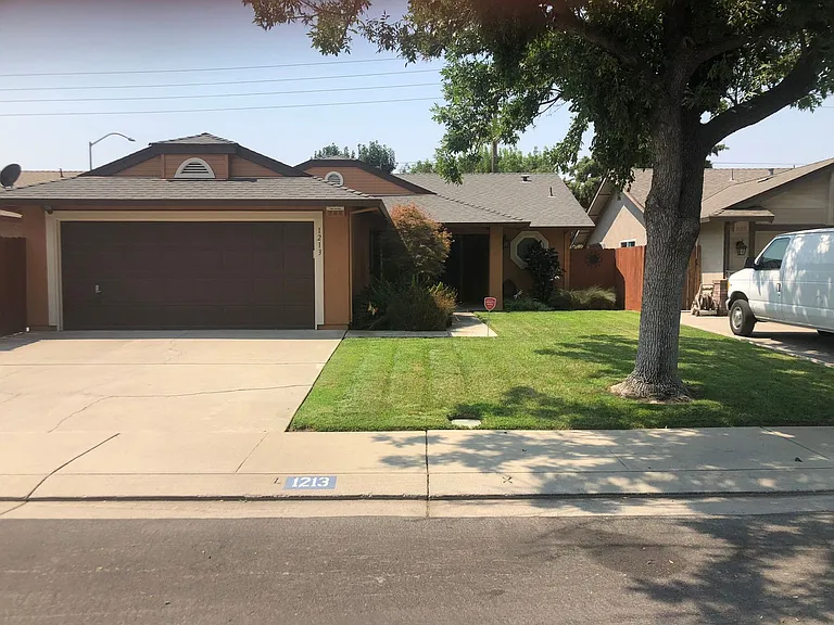 1213 Chetwood Dr — Photo 12