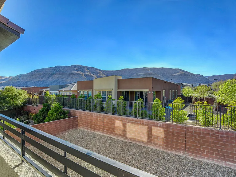 6005 Andezano Dr — Photo 8