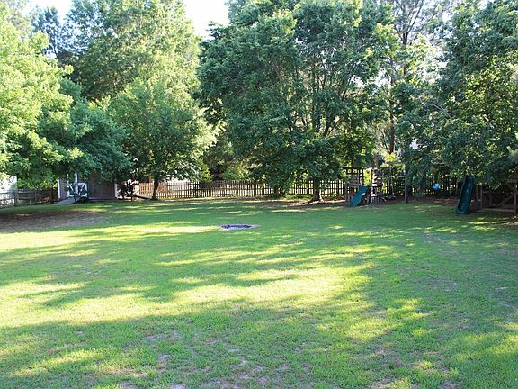 Amazingly Private Backyard