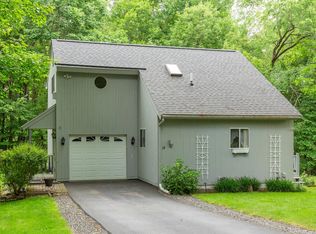 15 Eastman Dr, Derry, NH 03038