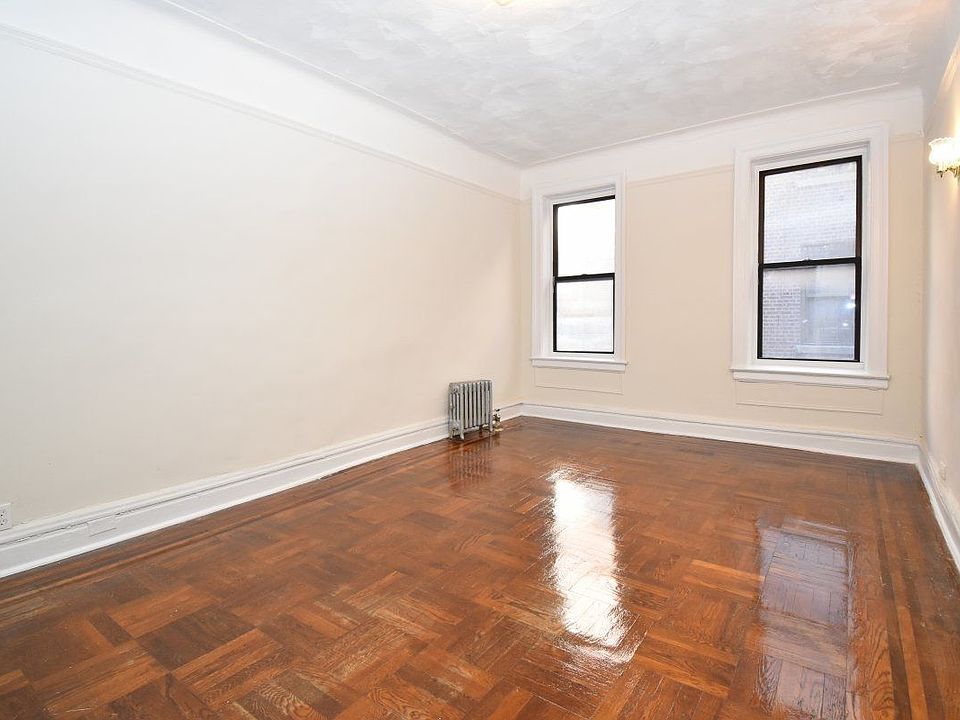 1st image of 1727 Walton Ave APT 31A