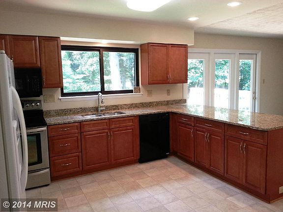 2nd image of 15722 Singletree Ln