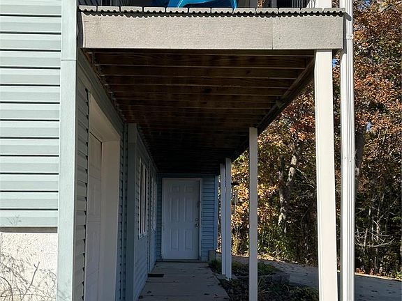5th image of 2997 Lake Northwoods Rd