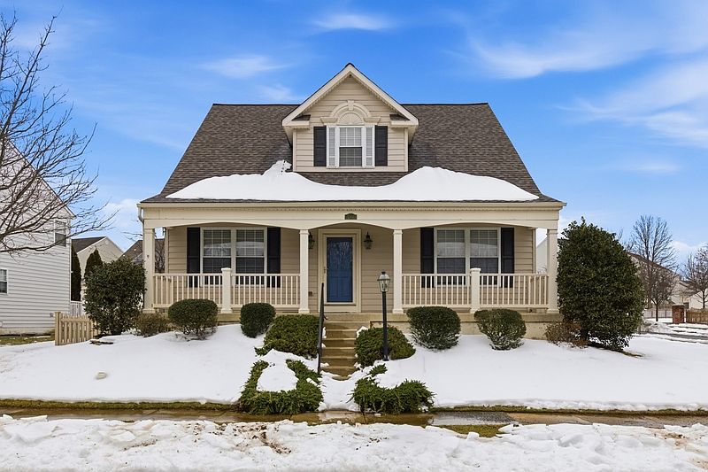 1st image of 1301 Waterview Way
