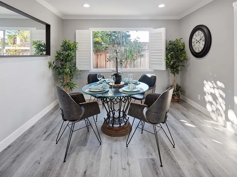 5875 Ettersberg Dr — Photo 5