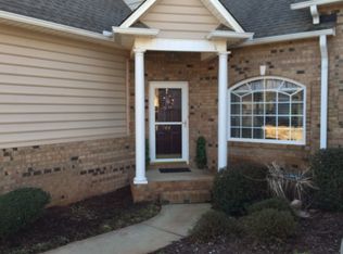 44 Reddington Dr, Greer, SC 29650