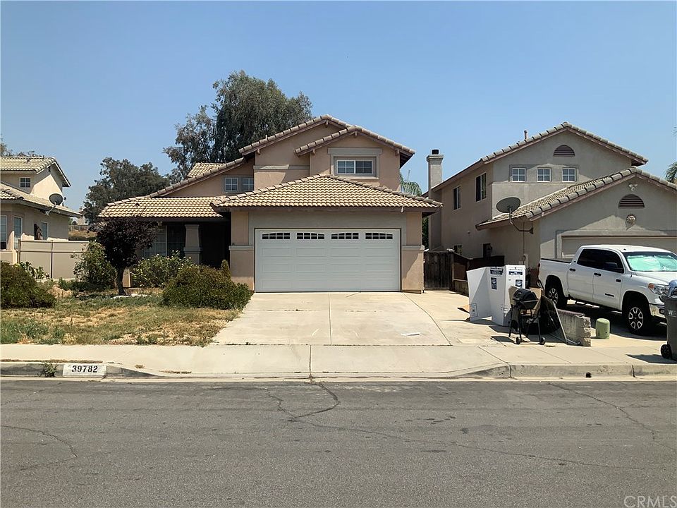 1st image of 39782 Avenida Miguel Oeste