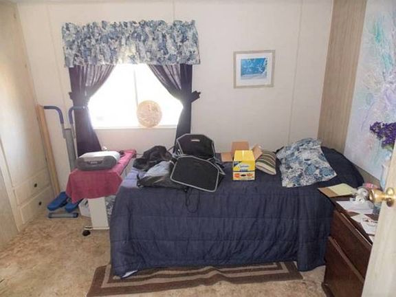 3rd image of 442 Murcott Ave