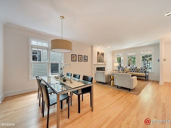 Living Room / Dining Room