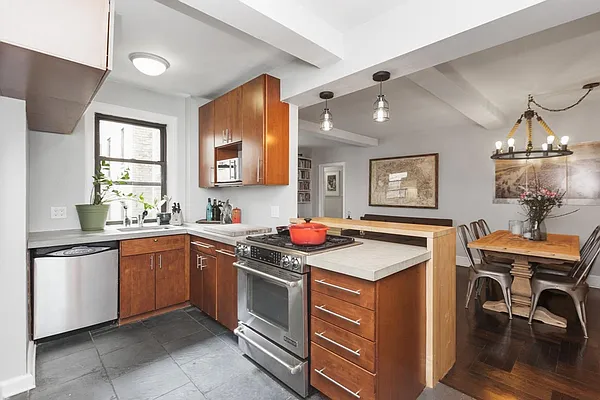 Sold by Upstairs Realty | media 2