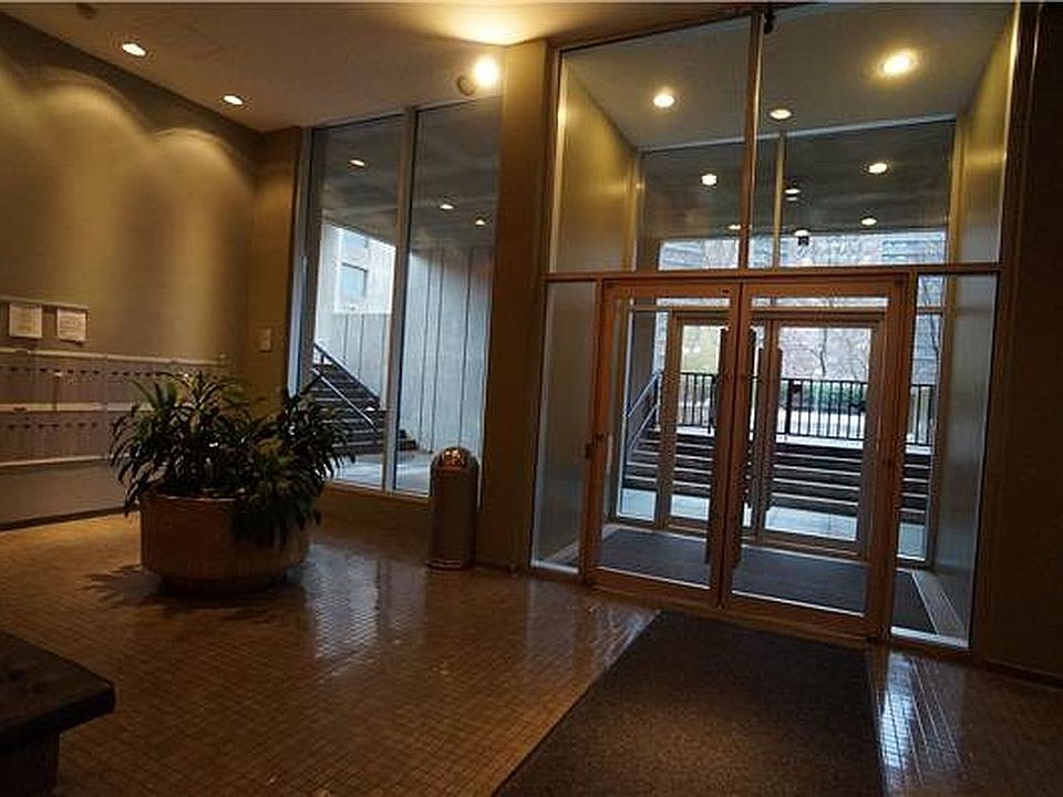 1st image of 170 Park Row APT 23-E