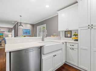 243 Bandera Way NE, Saint Petersburg, FL 33704