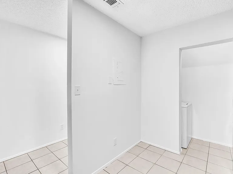 11225 W Atlantic Blvd #306 — Photo 21