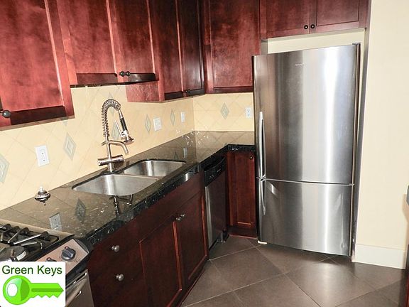 Kitchen - Refrigerator