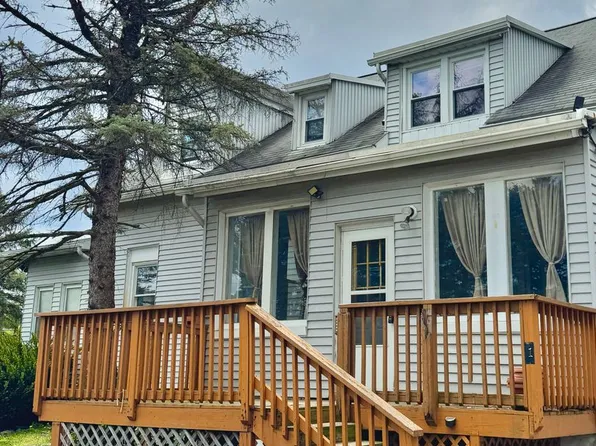 8361 Schantz Road, 8361 Schantz Rd APT 1, Breinigsville, PA 18031