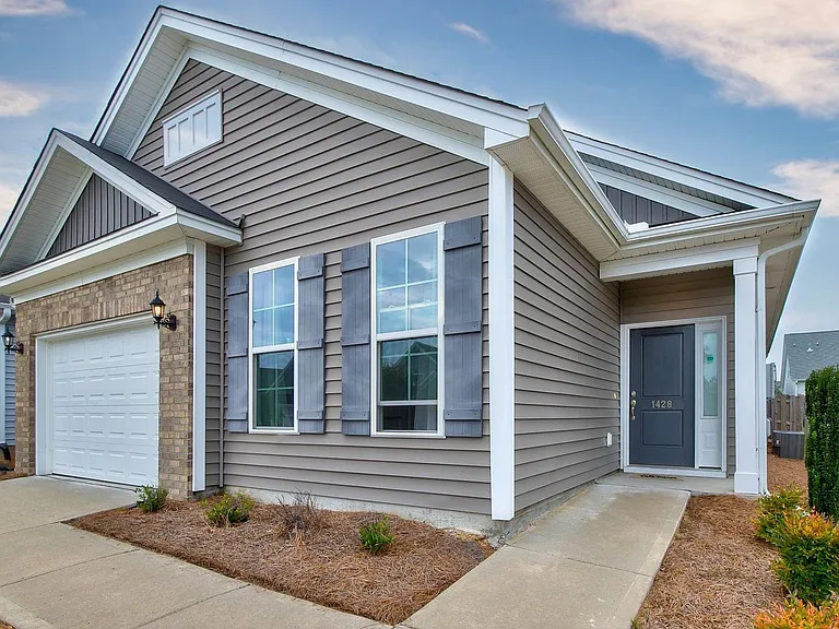 1428 Ardennes Dr — Photo 4