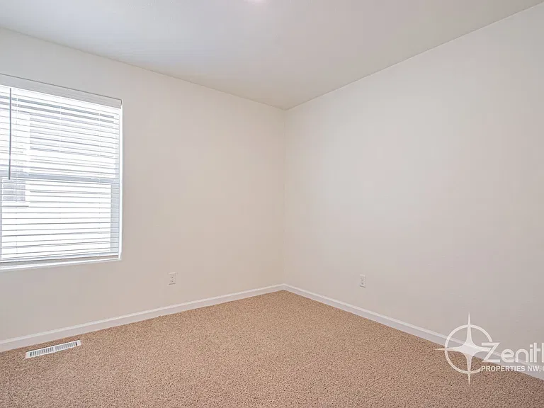 1316 W 15th Ave — Photo 26
