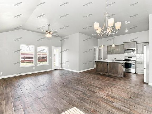 5th image of 13317 Watson Dr