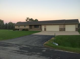 N3513 Bonnie St, FREEDOM, WI 54913