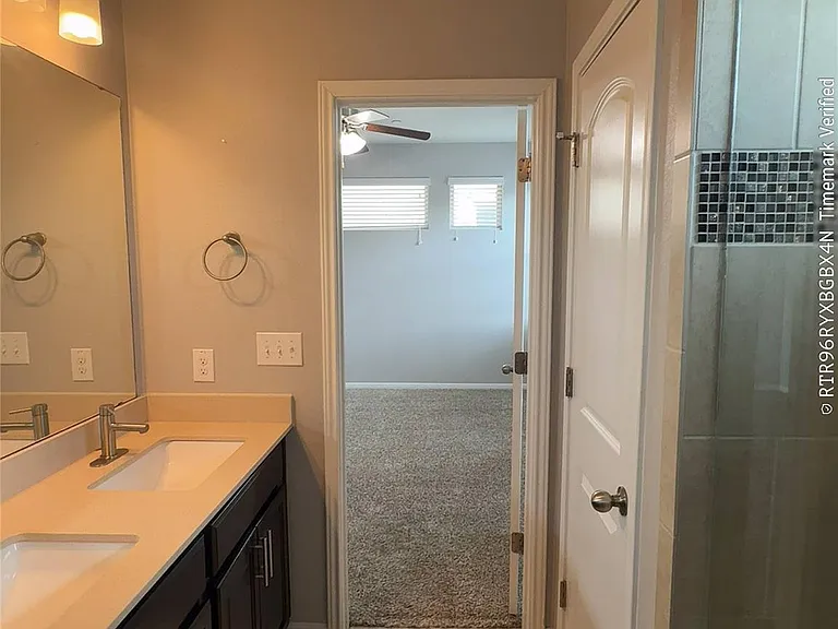 3240 E Whitestone Blvd #17 — Photo 28