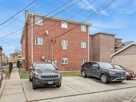 2nd image of 2740 N 74th Ct APT 2E