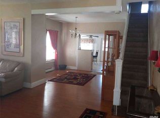 1392 Langdon Blvd, Rockville Centre, NY 11570