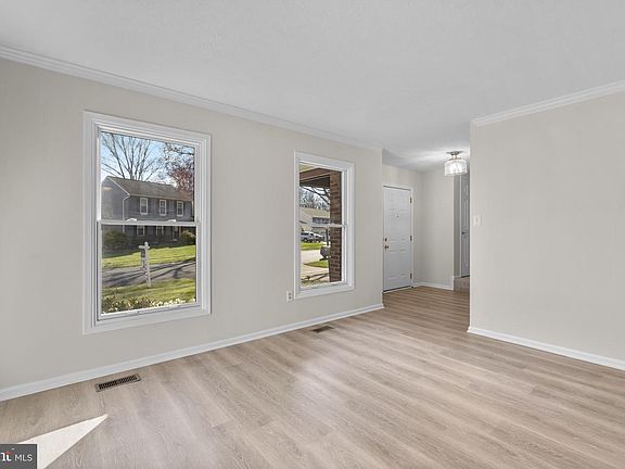 4th image of 7434 First League