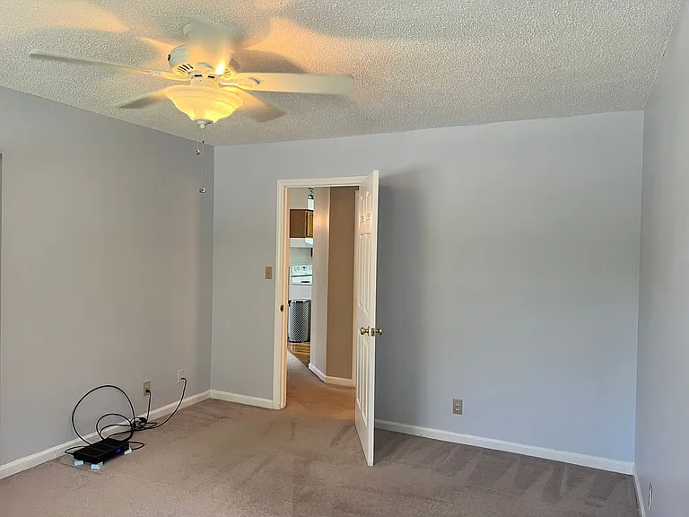 1210 Benna Dr #6-F — Photo 13