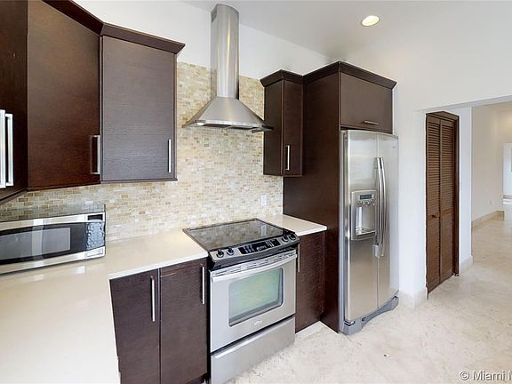 2nd image of 7511 Center Bay Dr #7511