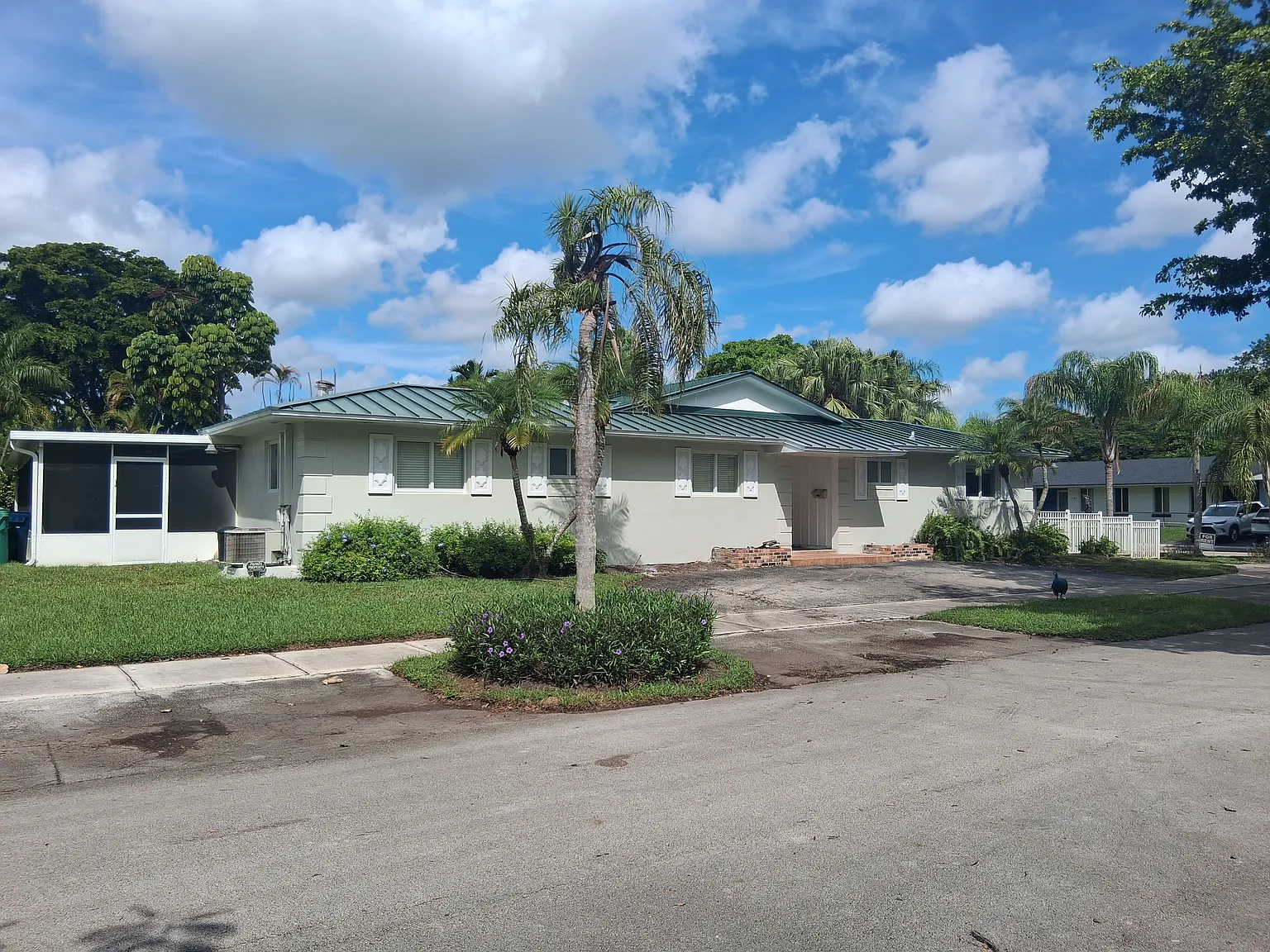 10650 SW 77th Ct — Photo 4