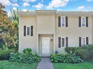 91 Spring Ln #91, Suffield, CT 06078