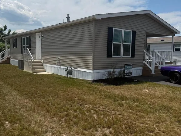 44 Evergreen Aly, Palmyra, PA 17078