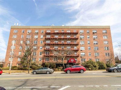 47-27 Little Neck Pkwy #3F, Little Neck, NY, 11362