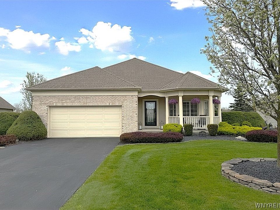 1st image of 6 Water Front Ln