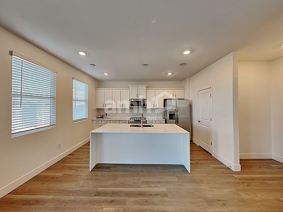 3rd image of 7409 S Keller Ln