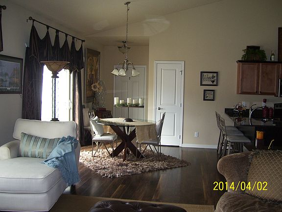 Great Room - dining area