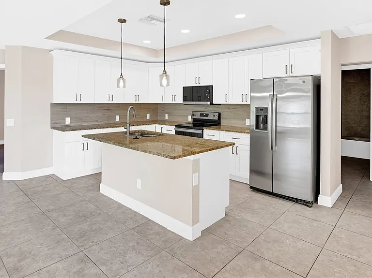 606 Morningmist Ln — Photo 4