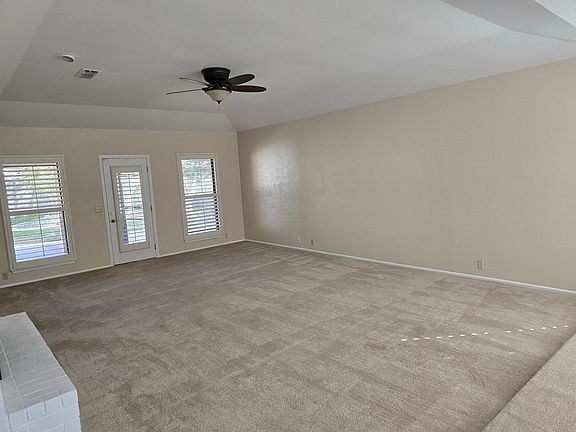 3rd image of 6 Sunnygrove Dr
