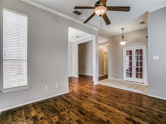 5th image of 9525 Southern Hills Dr