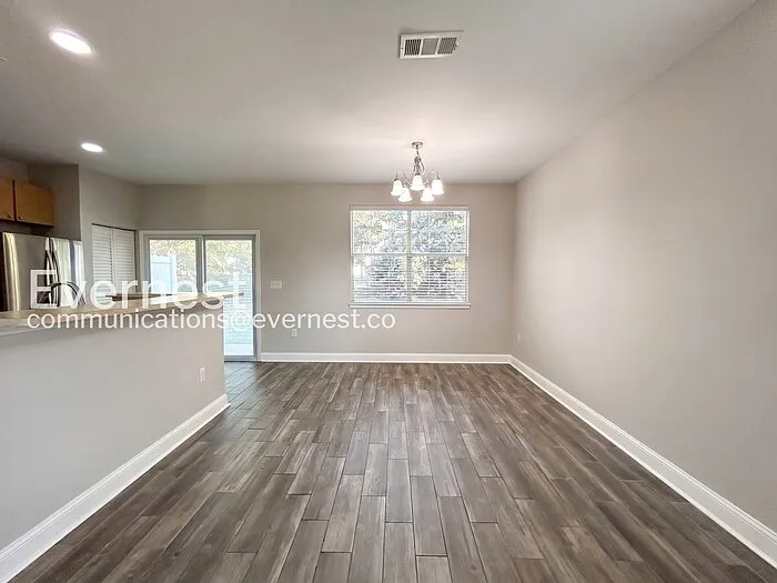 3917 Cannonsgate Ln — Photo 7