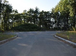 10 Point Rd, Shrewsbury, MA 01545