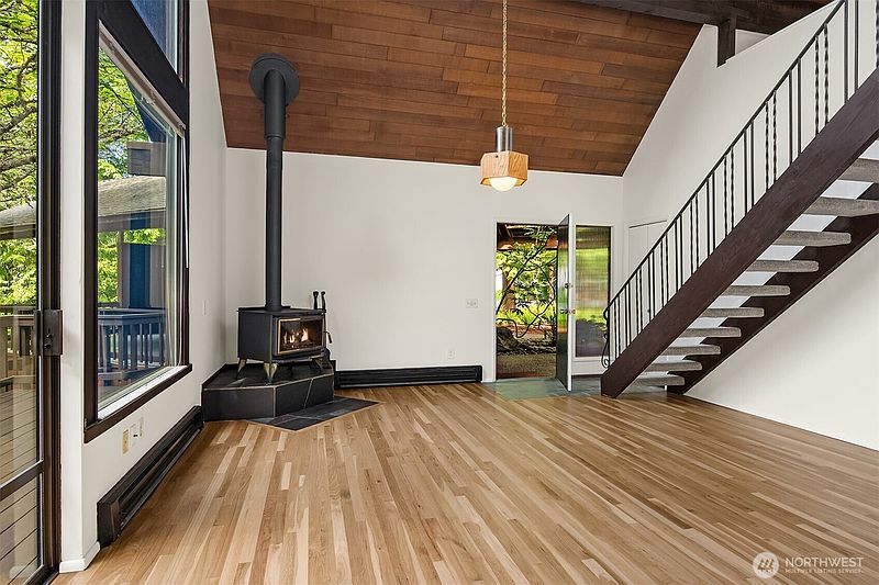 5th image of 5709 80th Avenue SE